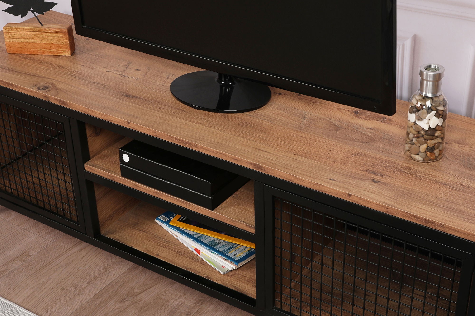 TV Stand Zeno